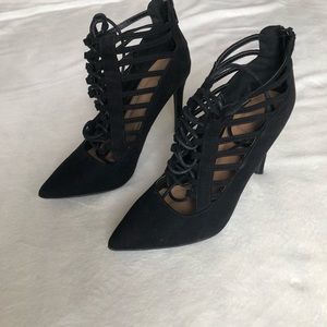 Anne Michelle black lace up heel bootie SZ 6
